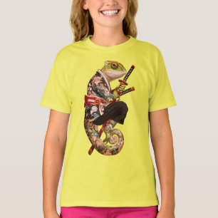 Chameleon Samurai - Tattooed Warrior mit Katana T-Shirt