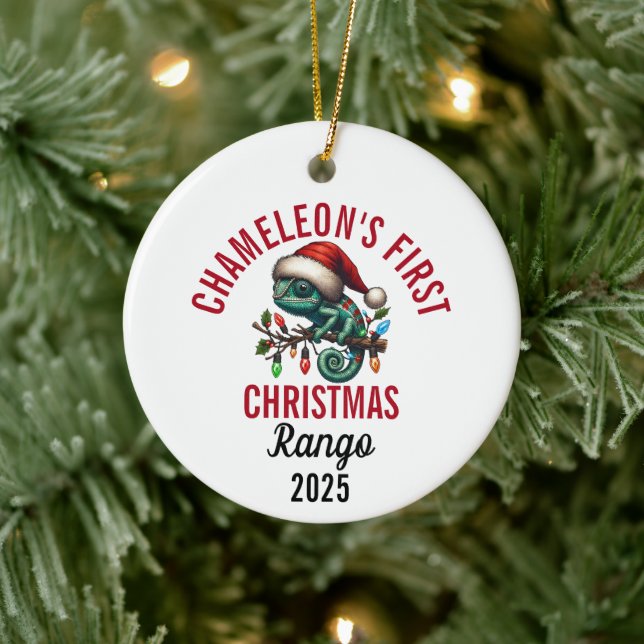 Chameleon's First Christmas 2025 Keramik Ornament (Baum)