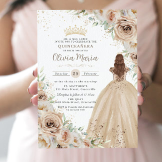 Champagne Beige Cream Floral Princess Quinceañera Einladung