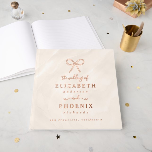 Champagne Pearl Bow Elegant Square Wedding Gästebuch (Vorderseite Offen)