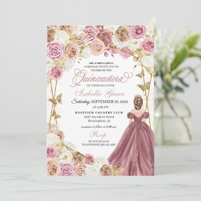 Champagne Rose Gold Butterfly Prinzessin Quinceane Einladung (Stehend Vorderseite)
