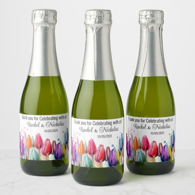 Champagner-Miniflaschen sind personalisiert (Flaschen)