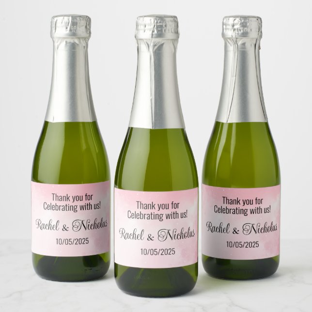 Champagner-Miniflaschen sind personalisiert (Flaschen)