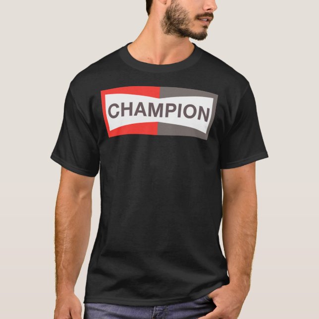 Champion Brad Pitt  Essential T-Shirt (Vorderseite)