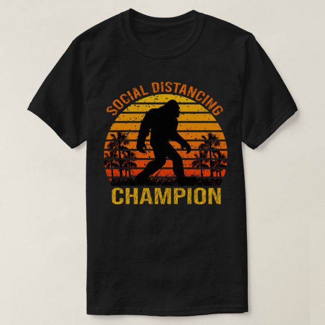 Champion der sozialen Distanz 1 T-Shirt (Design vorne)
