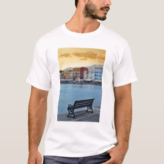 Chania at dusk, Chania, Kreta, Griechenland T-Shirt
