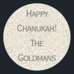Chanukah/Hanukkah "Dreidels/Stars" Stickers Rund<br><div class="desc">Chanukah/Hanukkah "Dreidels and Stars" Stickers Round. Silver und Gold "Dreidels and Stars" Genießen Sie diese Aufkleber als Kuchenoberflächen, Geschenketiketten, Gunst Taschenschließungen oder was auch immer Ihre Festlichkeiten sind! Persönlich gestalten, indem Sie "Happy Chanukah The Goldmans" löschen und Ihre eigenen Worte hinzufügen, indem Sie Ihren bevorzugten Schriftart Stil, Größe und Farbe....</div>