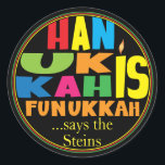 Chanukah/Hanukkah "HanukkahFunukka" Stickers Round<br><div class="desc">Chanukah/Hanukkah "Hanukkah ist Funukkah" Stickers Round. Viel Spaß mit diesen Aufklebern wie Tortenpfropfen, Geschenketiketten, Taschenschließungen oder was auch immer Ihre Feierlichkeiten sind! Personalisieren durch Löschen "... sagt die Steine" und fügen Sie Ihre eigenen Wörter hinzu, indem Sie Ihren bevorzugten Schriftart Stil, Größe und Farbe verwenden. Der Hintergrund kann durch Auswahl...</div>