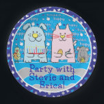 Chanukah Mouse and Friends Pappteller<br><div class="desc">Chanukah Maus und Freunde. Ersetzen Sie den Text durch Ihre eigene Nachricht, indem Sie Farbe, Größe und Stil Ihres bevorzugten Schriftartes verwenden. Danke, dass ihr angehalten und vorbeigekommen seid! Viel geschätzt! Happy Chanukah/Hanukkah! Größe und Stil: 9" Rundpapier-Platte werfen Sie ein spektakuläres Party mit vollständig anpassbaren Papier-Teller zu Ihrem Thema! Jedes...</div>