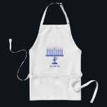 Chanukka Menorah (kundengerecht) Schürze<br><div class="desc">Sie können dieses schöne Chanukah Geschenk mit einem Namen oder Ihrem eigenen Text personifizieren!</div>