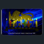 Chanukkah Brass Lion Menorah Magnet<br><div class="desc">Dies ist eine 3D-digitale Reproduktion einer Messing Chanukkah Menorah,  mit einem Löwen,  in Israel hergestellt um 1950 von Kerzen beleuchtet auf einem Fraktal Hintergrund. Die originale Menorah aus der Sammlung des Künstlers.</div>