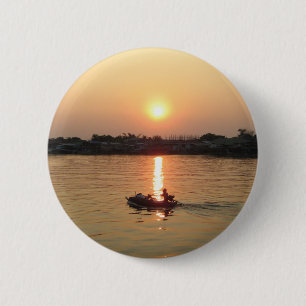 Chao Phraya Fluss Sunset ... Ayutthaya, Thailand Button