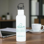 Chaos Coordinator Turquoise Typografy Individuelle Edelstahlflasche<br><div class="desc">Chaos Coordinator Turquoise Typografy Personalisiert Water Bottle bietet ein einfaches Design des Textes "chaos-Koordinator" in einem lustigen türkisfarbenen Kalligrafieschrift mit Ihrem personalisierten Namen unten. Personalisieren Sie diese, indem Sie den Text in dem dafür vorgesehenen Textfeld bearbeiten. Ideal für die geschäftige Mutter, Lehrerin, Sportteam-Manager oder Arbeitssängerin</div>