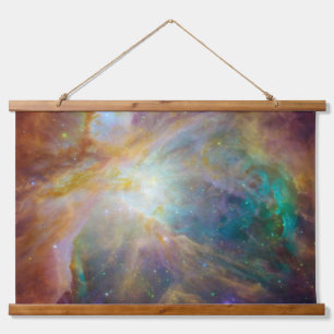 Chaos im Herzen von Orion Spitzer Hubble Composite Wandteppich Mit Holzrahmen