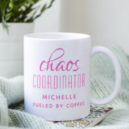 Chaos-Koordinator Pink Typografy Personalisiert Kaffeetasse