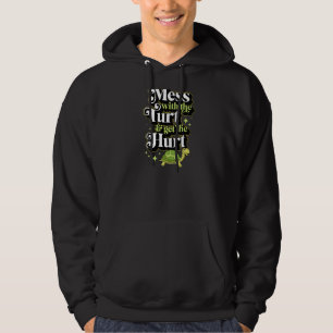 Chaos mit dem Turt und bekommen den Hurt Funny Tur Hoodie
