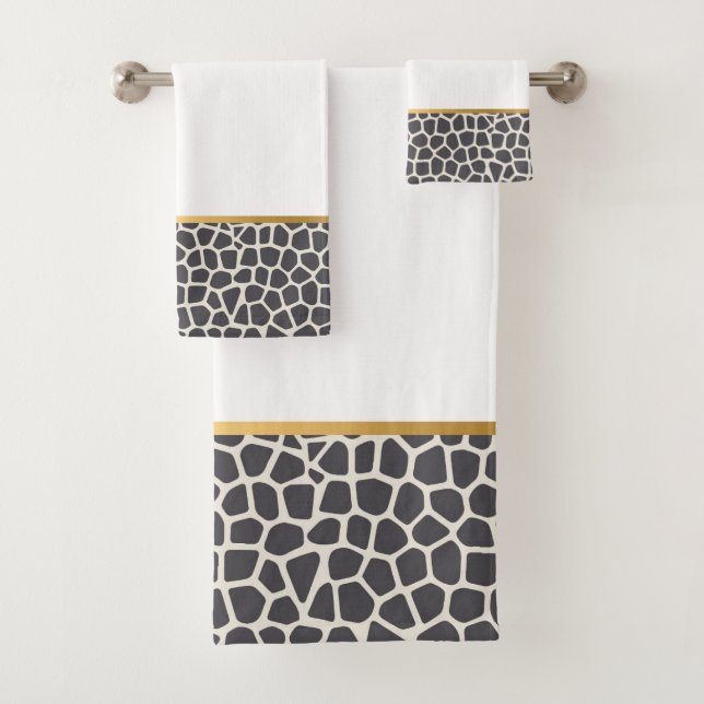 CHARCOAL GOLD PEBBLE BADEZIMMER TOWEL SET (Insitu)