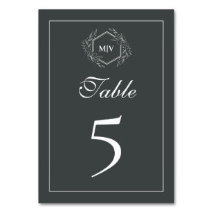 Charcoal Gray Monogram Wappen Tischnummer Card