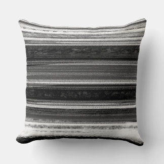 Charcoal Grey Textured Abstract Stripe Pattern Kissen