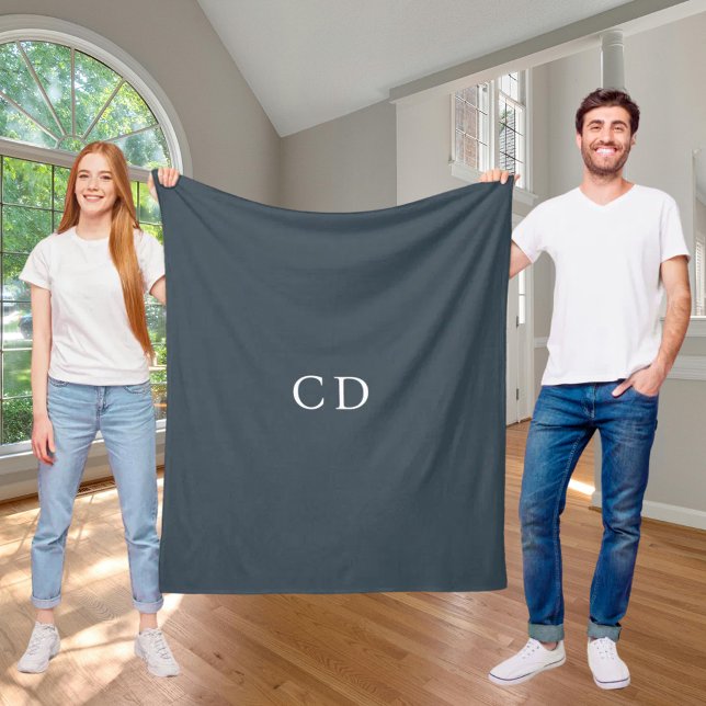 Charkograu mit Monogramm Initialen modern Fleecedecke (Von Creator hochgeladen)