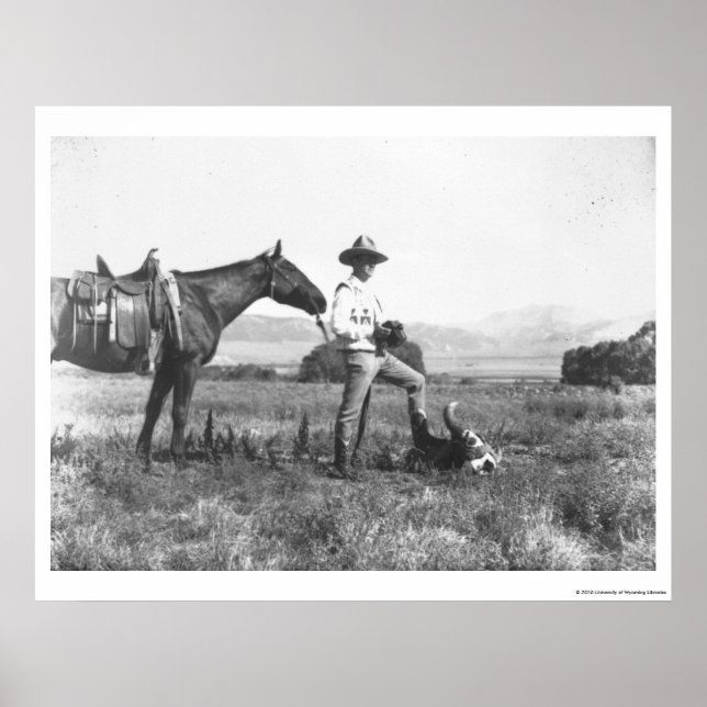 Charles Belden mit Pferd und Schädel. Poster (Vorne)