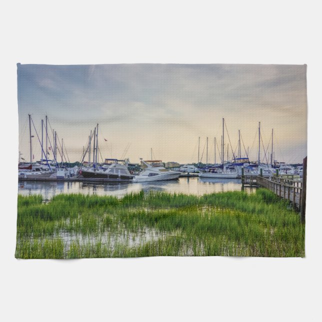 Charleston Harbour Boats Sunset Geschirrtuch (Horizontal)
