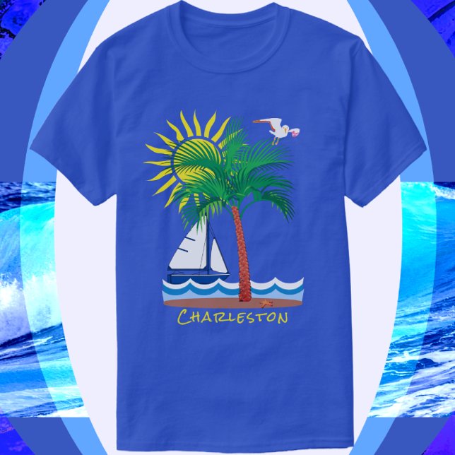 Charleston, South Carolina Sailboat und Sunshine T-Shirt (Von Creator hochgeladen)