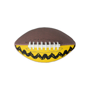 Charlie Brown Zig Zag Muster Football