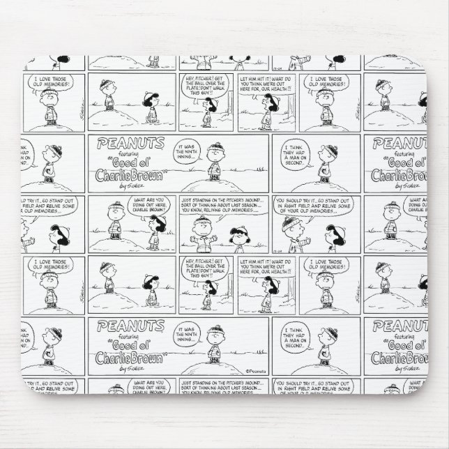 Charlie Browns Erinnerungen am Pitcher-Berg Mousepad (Vorne)