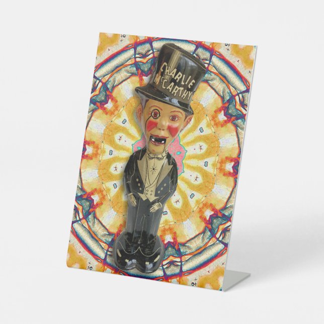 CHARLIE McCARTHY TIN TOY 1940S Sockelschild (Vorderseite)