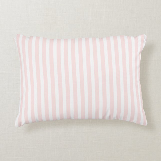 Charlotte Pink und White Stripes Baby Pink Zierkissen (Vorderseite)