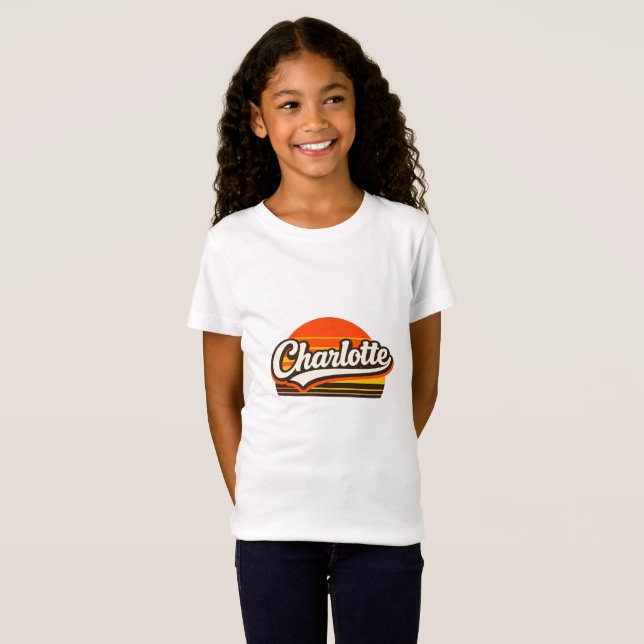 Charlotte Retro-Sonnenuntergang Personalisiertes N T-Shirt (Vorne ganz)