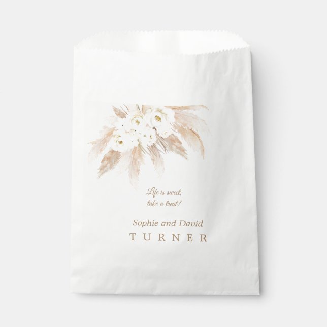 Charm White Roses Pampas Grass Wedding Geschenktütchen (Vorderseite)