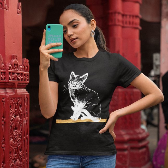 Charmantes Schwarz-Weiß-Katze-Tastik T-Shirt (Von Creator hochgeladen)