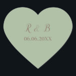 Charme-Hochzeit Herz-Aufkleber<br><div class="desc">Diese herzförmigen Aufkleber sind eine reizvolle und wunderschöne Ergänzung zu Ihrem Hochzeitsgeschenk und verfügen über einen grünen Hintergrund mit hübschem braunem Schriftart. Passen Sie Ihren Namen und Ihr Hochzeitsdatum an und personalisieren Sie Ihre Aufkleber noch heute! Hochzeitsticker-Design: Weddingsby Rhoadie</div>
