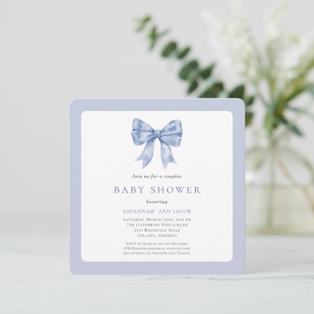 Charming Blue Ribbon Bow Boy Couples Baby Dusche Einladung (Stehend Vorderseite)
