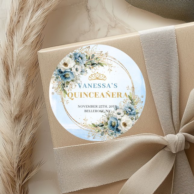 Charming Pastel Blue Gold Eucalyptus Quinceañera  Runder Aufkleber (Charming Pastel Blue Gold Eucalyptus Quinceañera Sticker

)