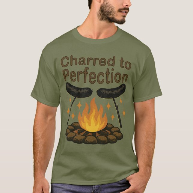 Charted to Perfection Funny Campfire Hot Dog T-Shirt (Vorderseite)