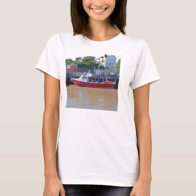 Charter-Boots-hoher Flyer T-Shirt (Vorderseite)