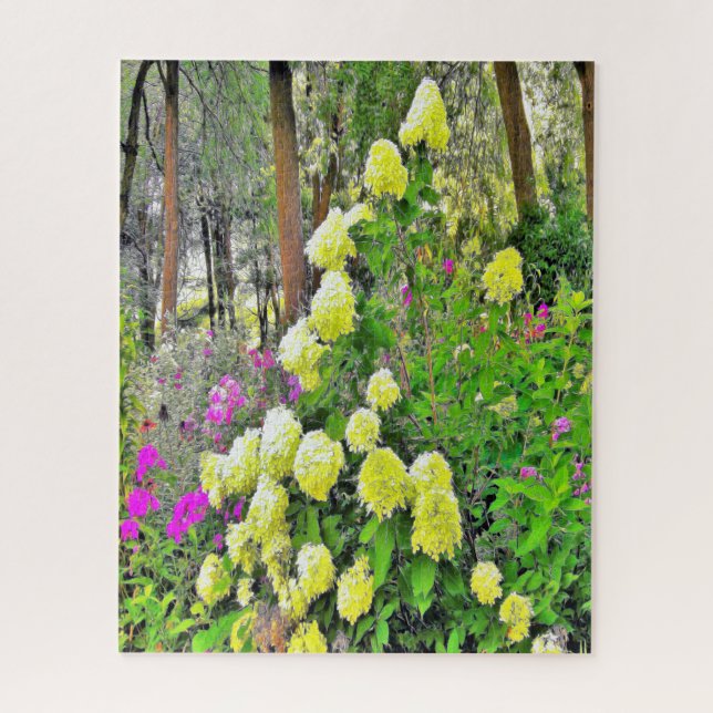 Chartreuse Green Limelight Hydrangea Garden Puzzle (Vertikal)