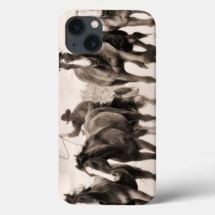 Chase I iPhone 13 Hülle