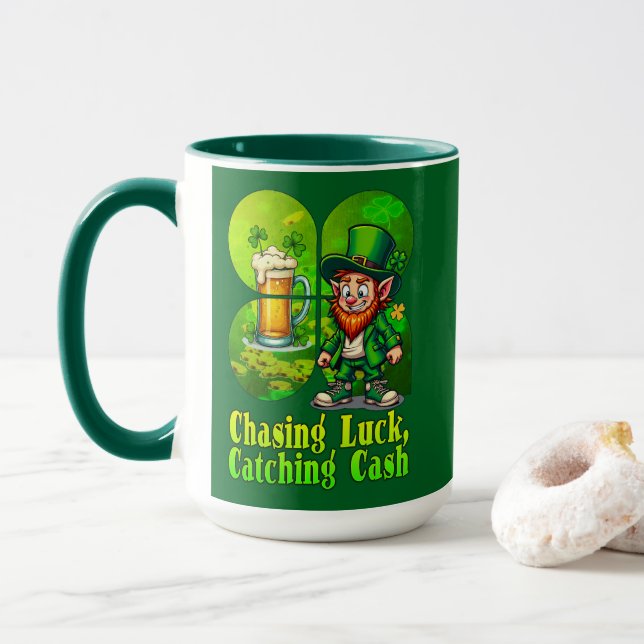 Chasing Luck Catching Cash St Patrick’s - caneca Tasse (Mit Donut)