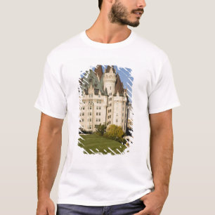 Chateau Laurier Hotel in Ottawa, Ontario, Kanada T-Shirt