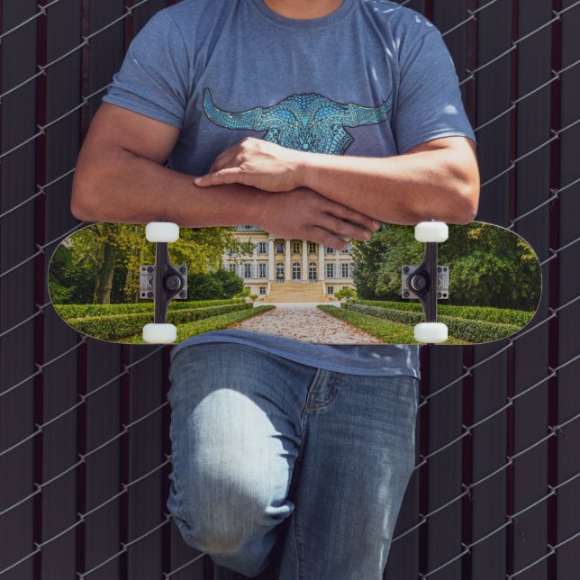 Chateau Margaux, Frankreich Skateboard (Außenbereich 3)