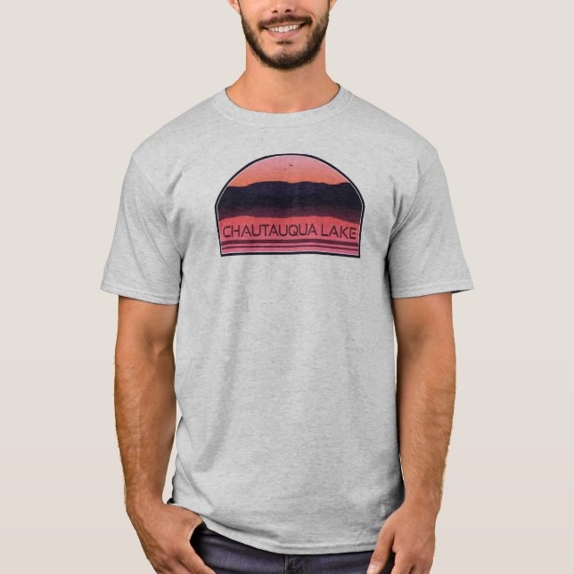 Chautauqua Lake New York Red Sunrise T-Shirt (Vorderseite)