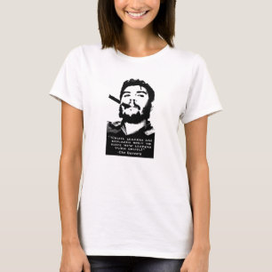 Che Guevara, der eine kubanische Zigarre kein T-Shirt