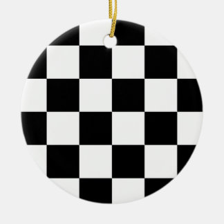 Checkered Schwarzweiss-Auto, das Flagge läuft Keramik Ornament