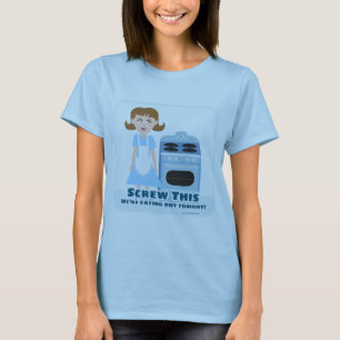 Cheeky Salty Kitsch Hausfrau Art Design T-Shirt