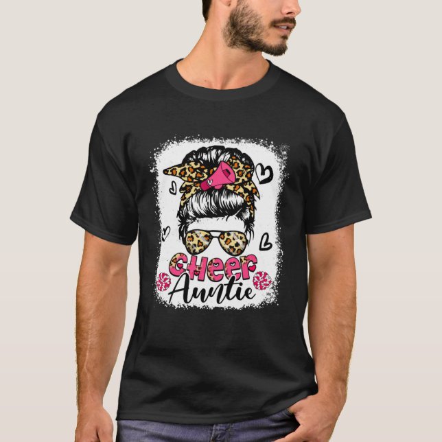 Cheer Auntie Leopard Cute Messy Bun Hair Cheerlead T-Shirt (Vorderseite)