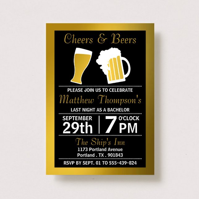 Cheers & Beers Black & Gold Bachelor Party Einladung (Von Creator hochgeladen)